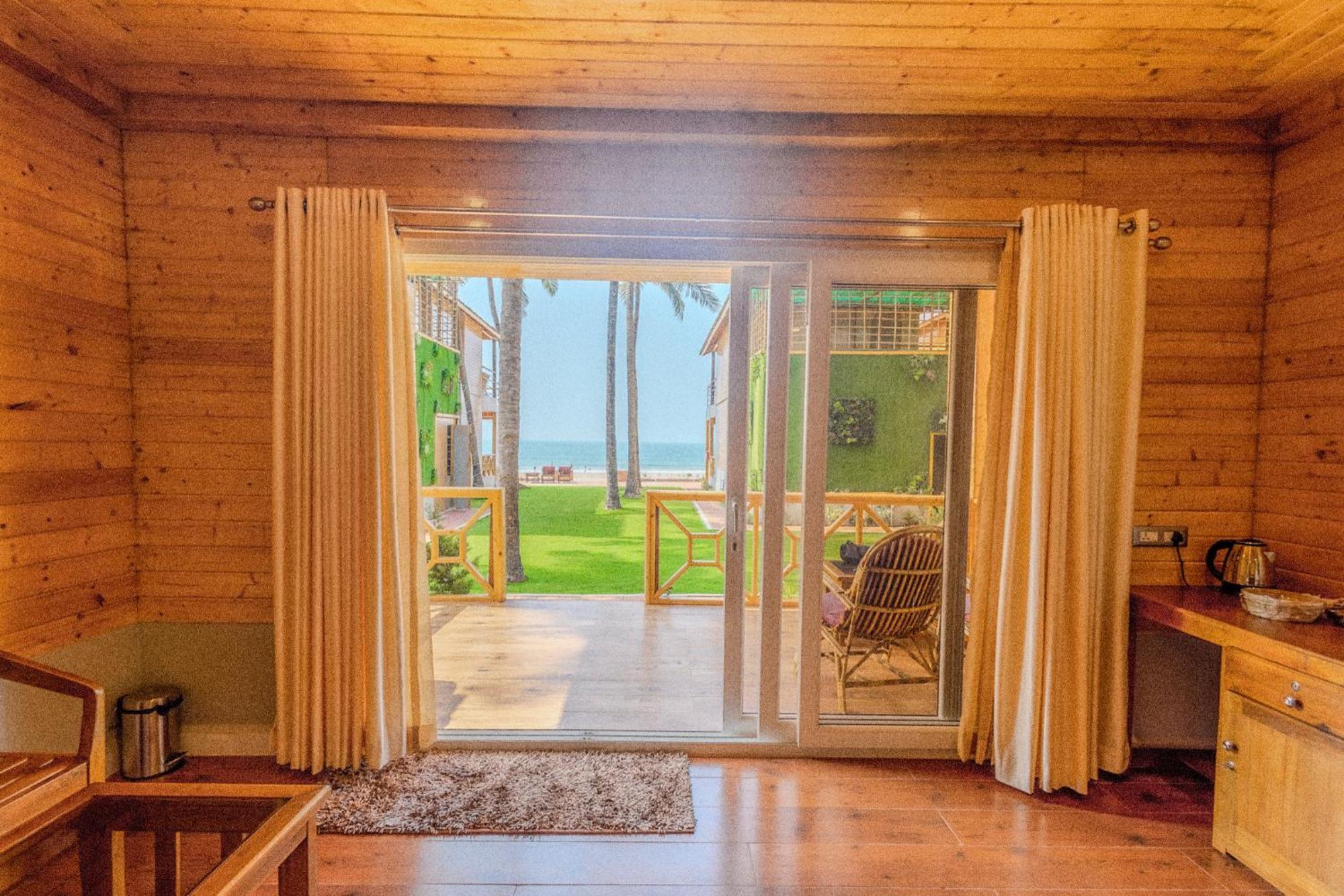 The O2H Agonda Beach Resort Buitenkant foto
