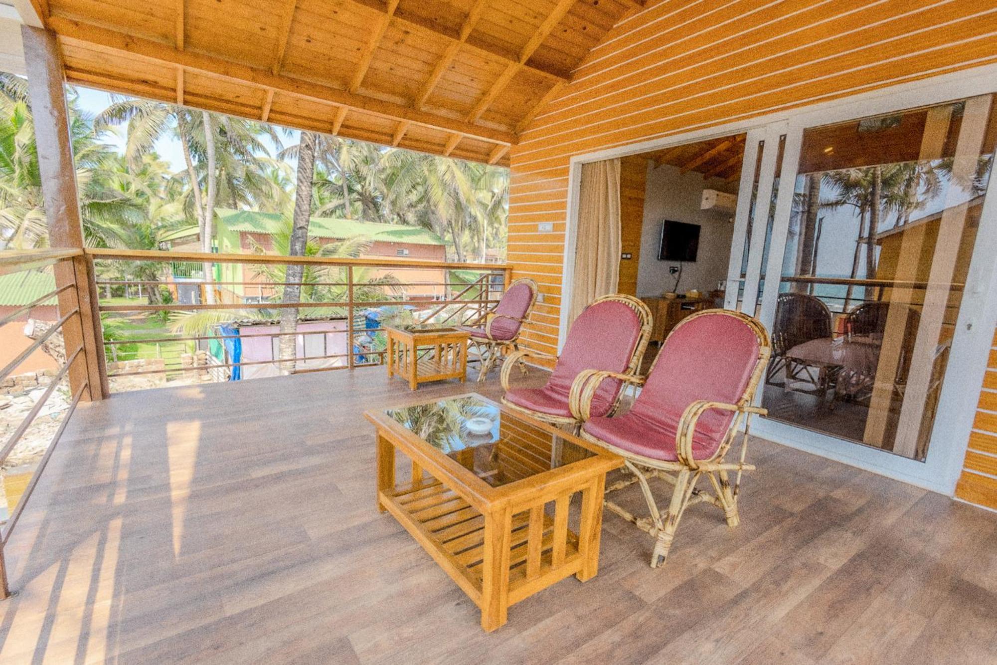 The O2H Agonda Beach Resort Buitenkant foto
