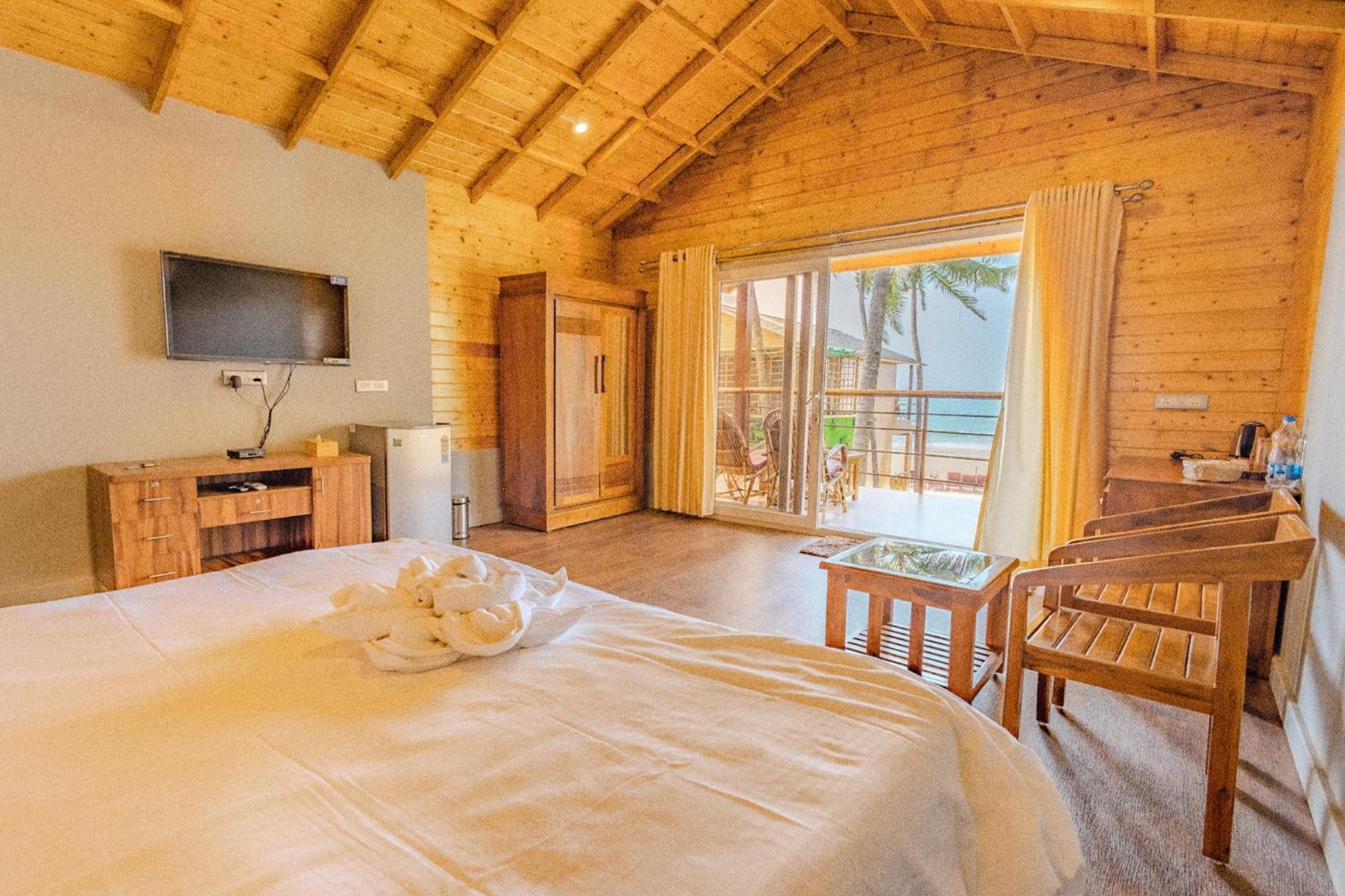 The O2H Agonda Beach Resort Buitenkant foto